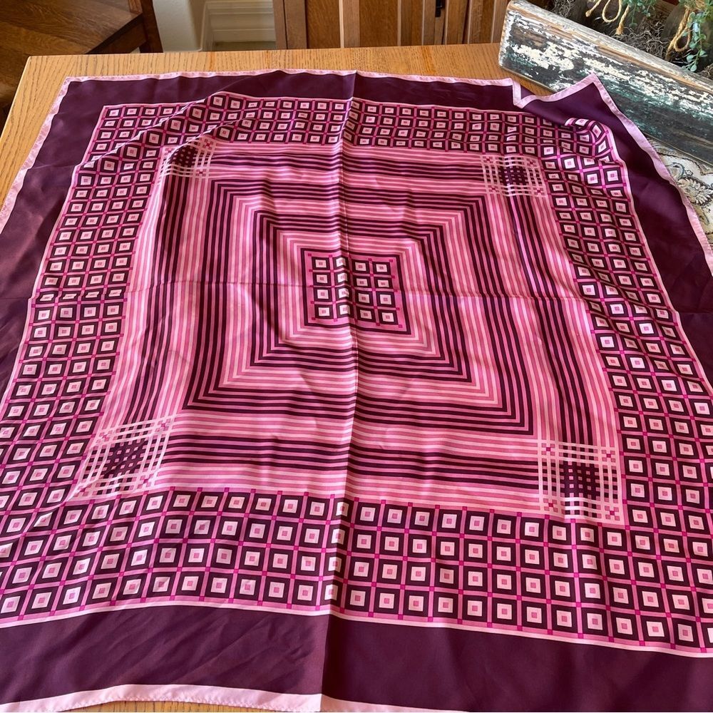 Ann Taylor Silk Scarf Pink Burgundy Geometric Print 35 x 34